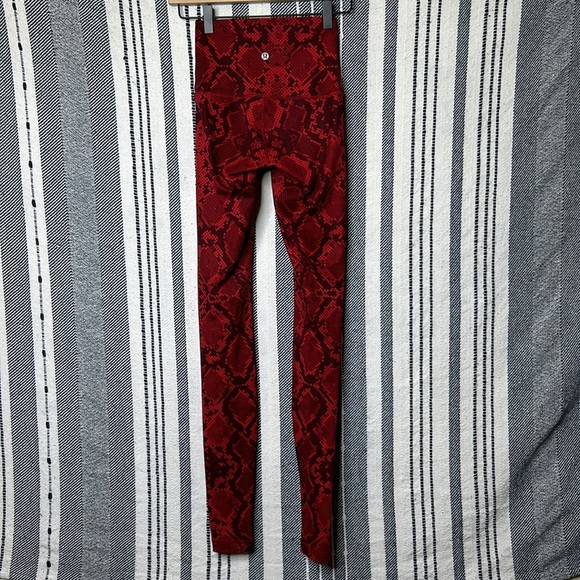 Lululemon Wunder Under High Rise Leggings - Picture 7 of 8